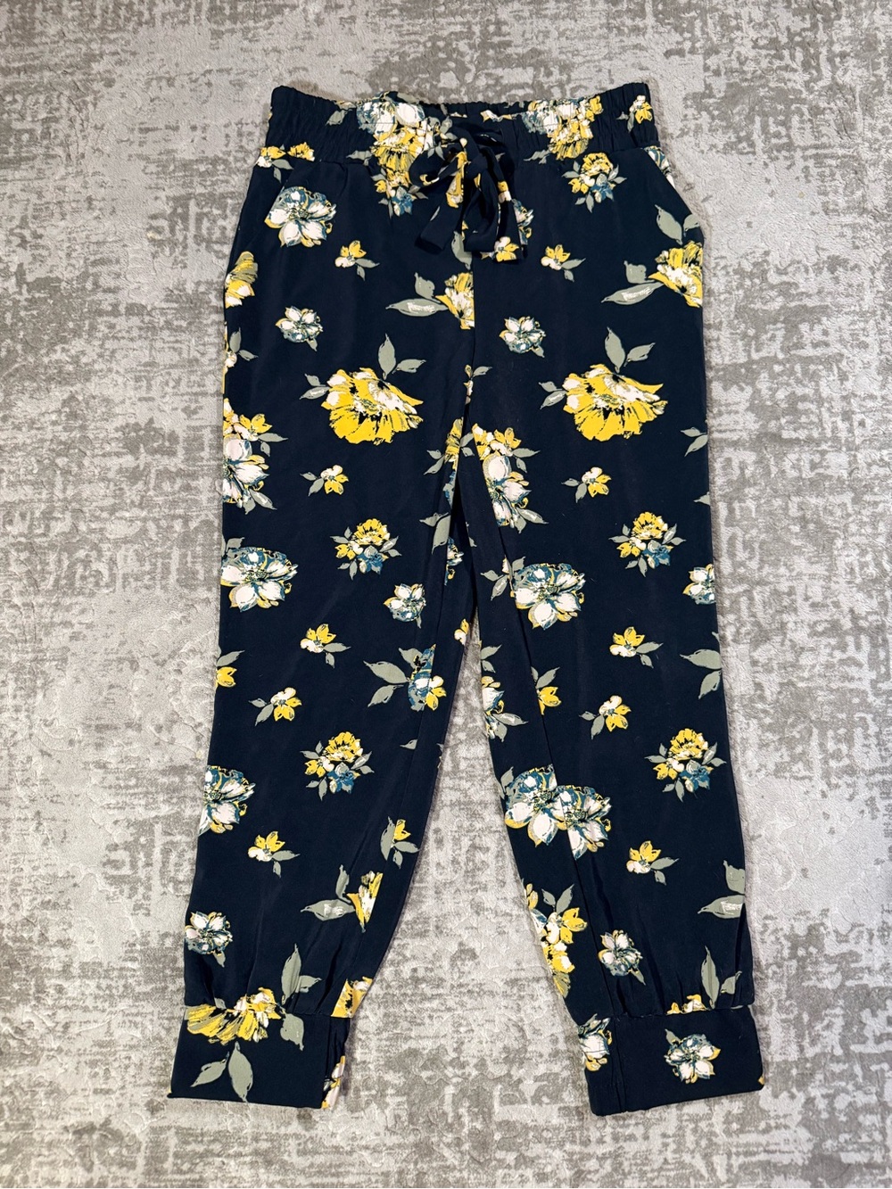 Chapter One Floral Tie Waist Jogger Pants Black Yellow Women's Medium - Picture 2 of 9